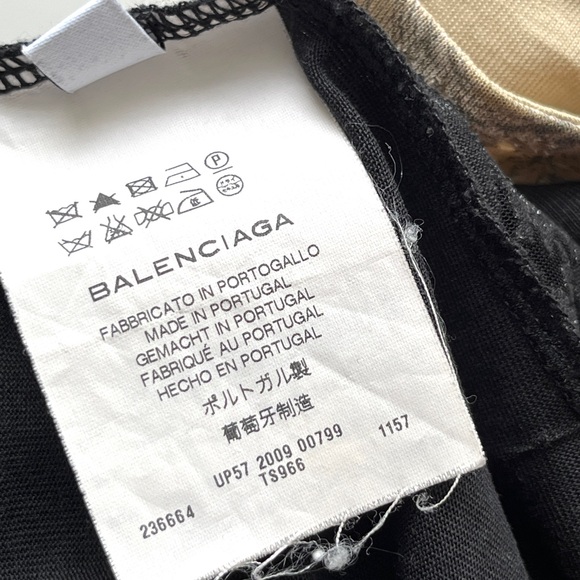 Balenciaga T-Shirt - Picture 2 of 7